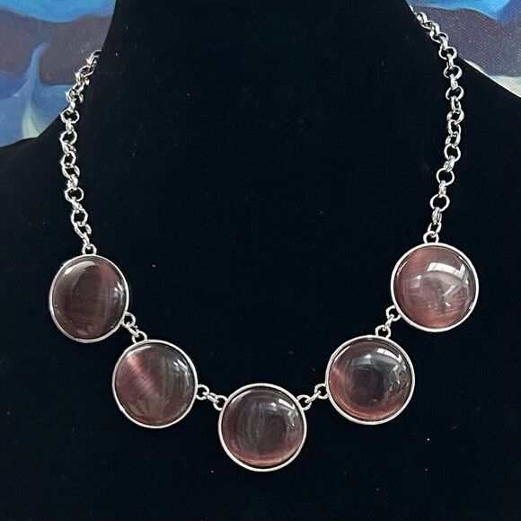 Lovely Cat's Eye Stone Necklace Deep Purple Silver-tone Chain Adjustable - Picture 1 of 7